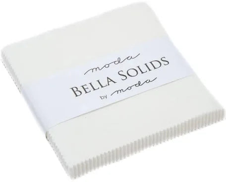 Bella Solid Charm Pack 9900 200 - Precuts
