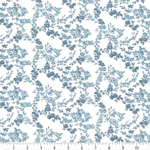 Nantucket Summer Cream and Light Blue Surfside Yardage SKU# 55263-24