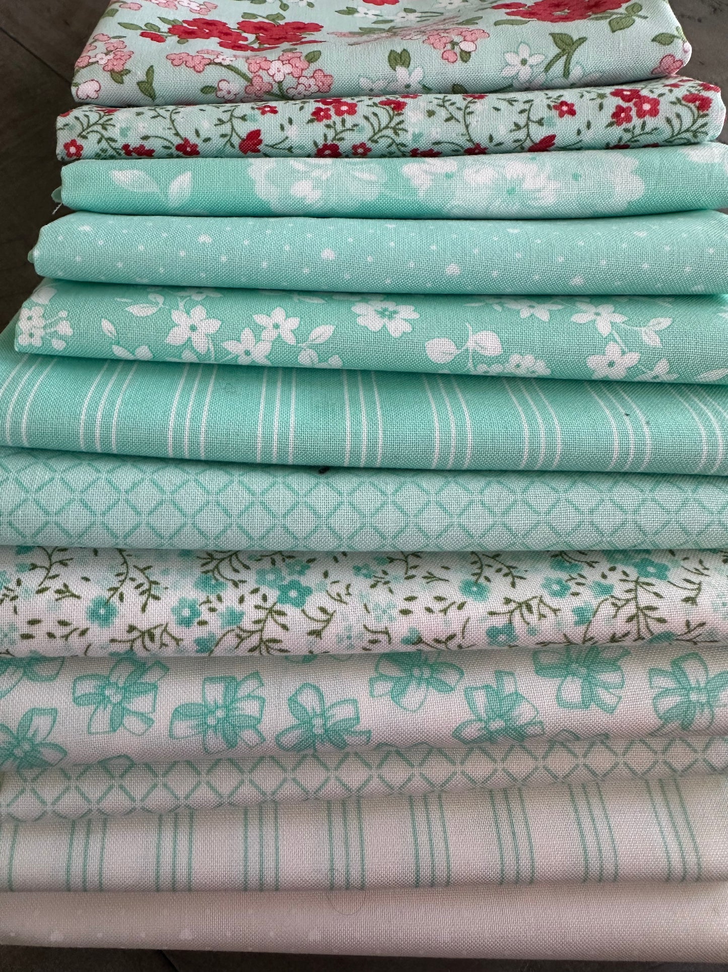 Aqua  Lighthearted Fat Quarter Bundle