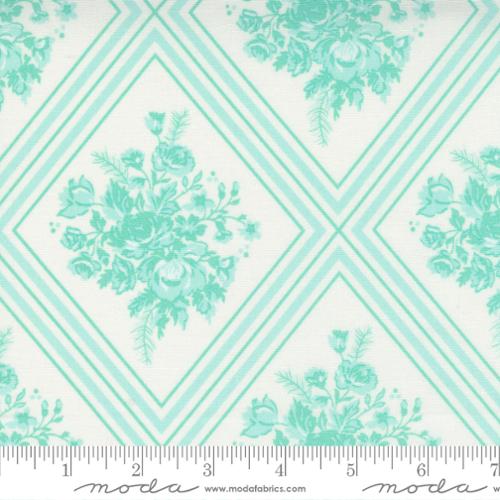 CLEARANCE - Merry Little Christmas - Yardage 55241 25